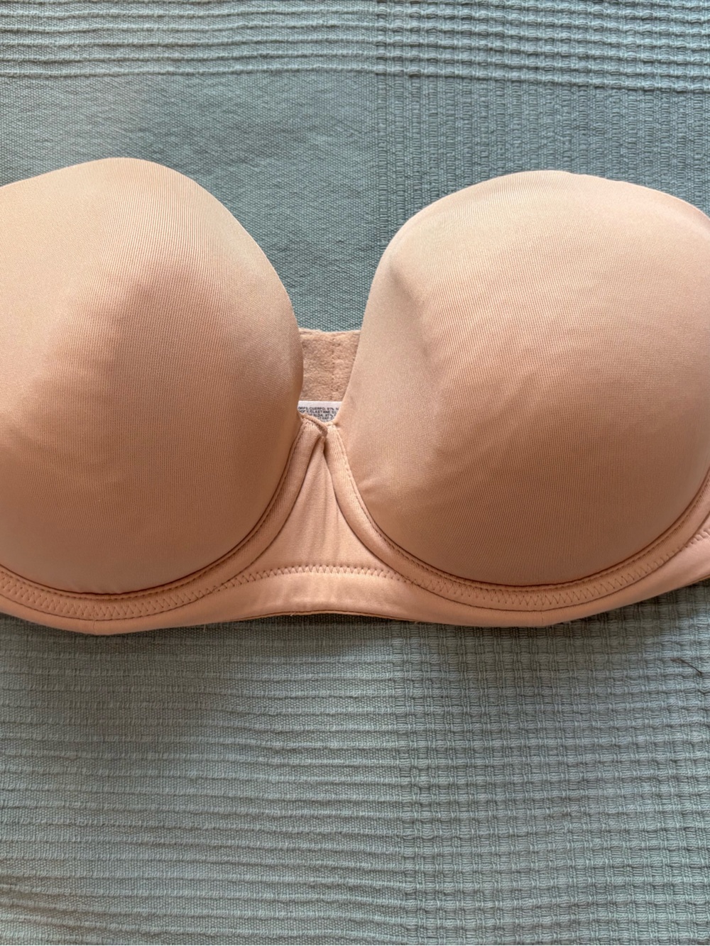 Wacoal Red Carpet Ready - 32DDD, missing straps